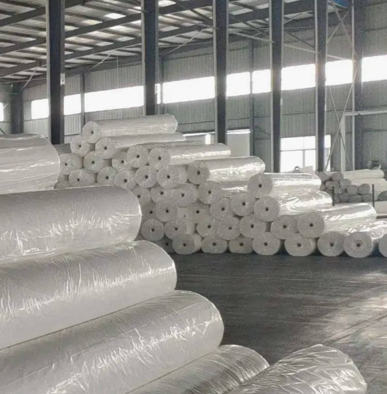 Tunnel drainage short-filament geotextile