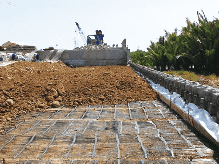 Construction of One-way Plastic Geogrid